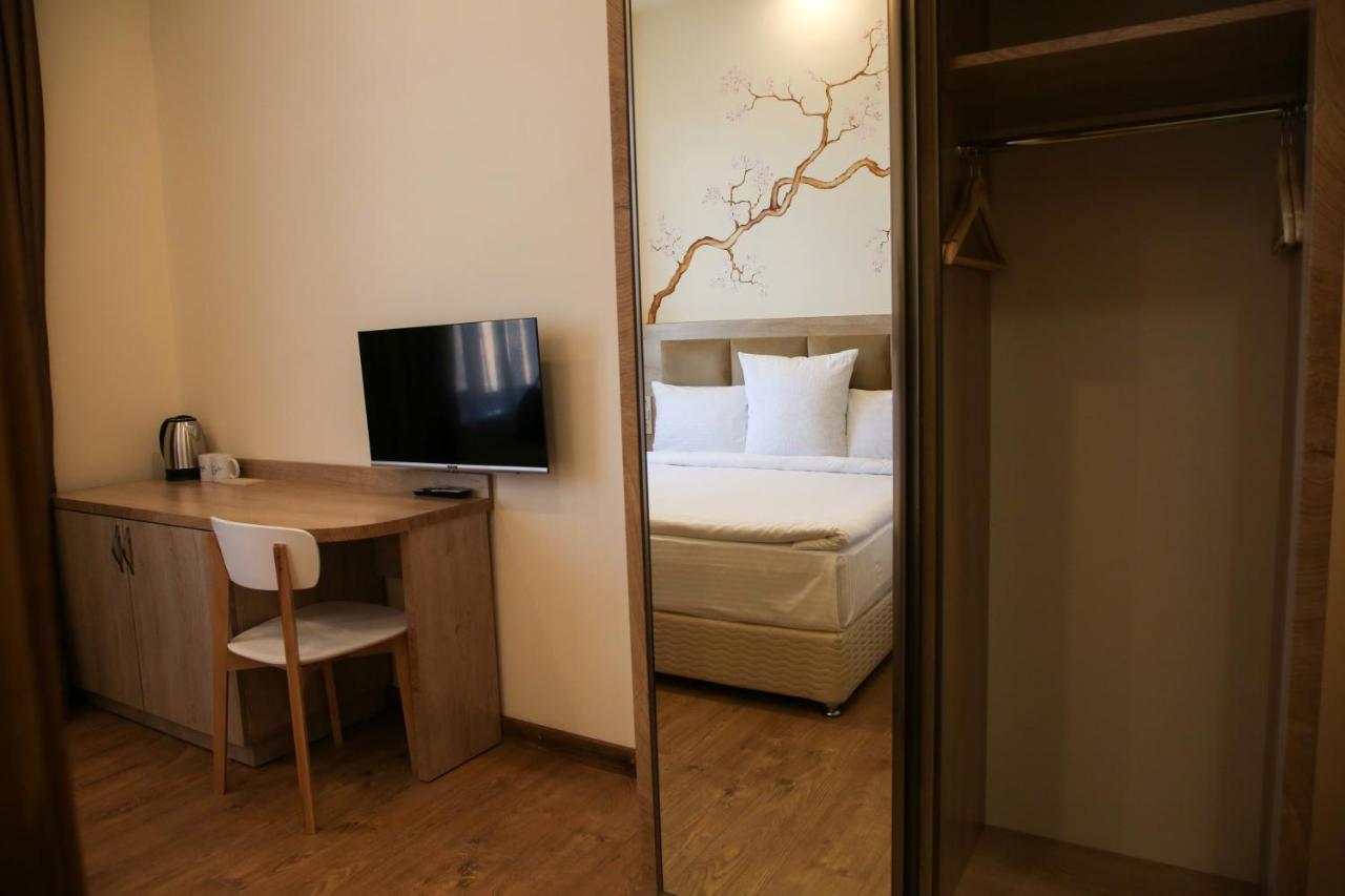 Kuma Hotel Gyumri Exterior photo